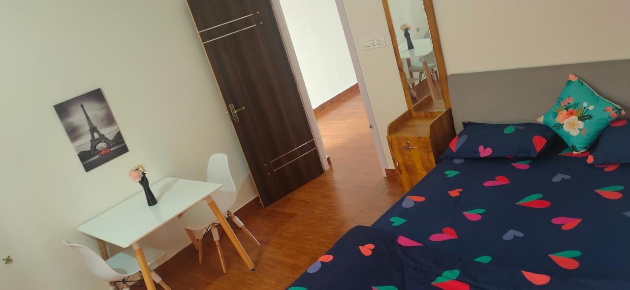 Appartamento Empra Exotica Madikeri Esterno foto
